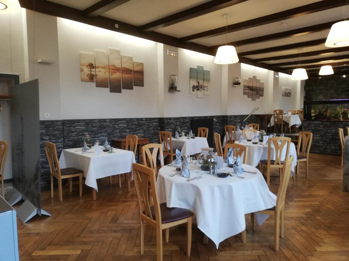 Hotel Restaurant Le Moschenross Тан Екстериор снимка